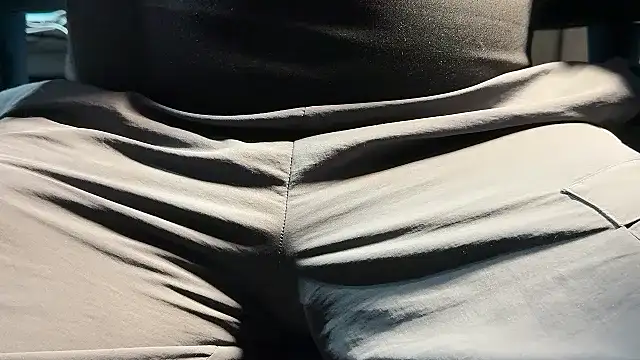 Max 965 online show from January 6, 2026, 4:54 pm