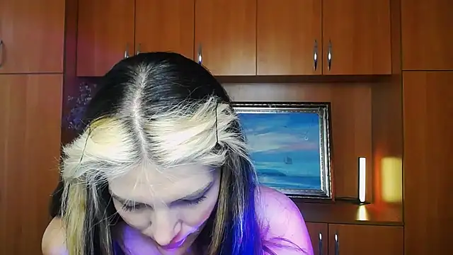 VanessaRey  online show from July 7, 2026, 7:34 am