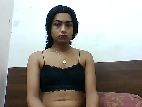 lilysstone12 online show from May 3, 2026, 7:31 pm