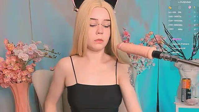 Snapshot of Janne_Stone chatting on March 17, 2025, 8:19 pm Janne Stone online show from March 17, 2025, 8:19 pm