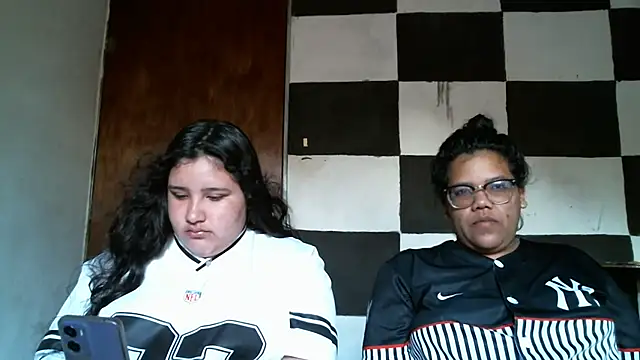 Valeria Tiffany online show from April 7, 2026, 9:59 pm