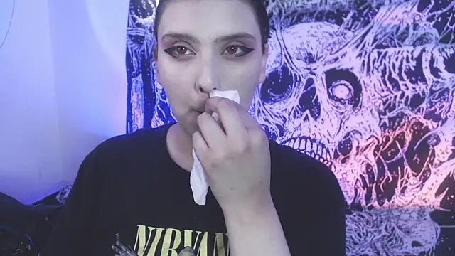 mikaskullcs online show from April 1, 2026, 10:29 pm