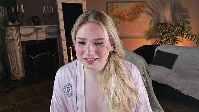 Snapshot of Jes_Solar chatting on May 19, 2026, 9:21 pm Jes Solar online show from May 19, 2026, 9:21 pm