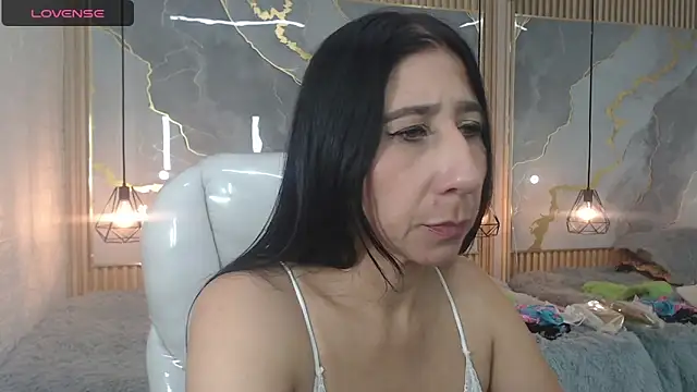 Snapshot of nei_girl chatting on October 26, 2025, 1:22 am nei girl online show from October 26, 2025, 1:22 am