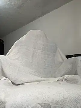 Snapshot of LucasJewely chatting on February 7, 2026, 5:16 pm LucasJewely online show from February 7, 2026, 5:16 pm