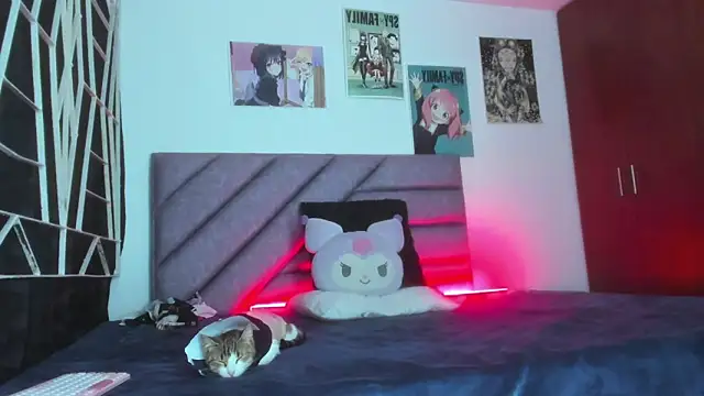 KARINNA  RAVEN online show from December 4, 2025, 12:53 am