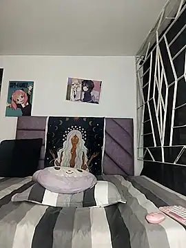 KARINNA  RAVEN online show from March 4, 2026, 1:44 am