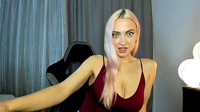  Miss Valentina  online show from November 2, 2025, 9:55 am