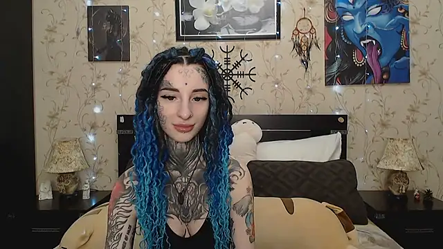 Velvetbat online show from March 10, 2026, 7:02 am