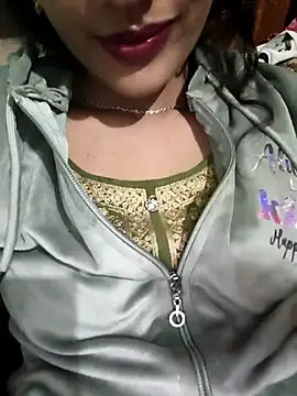 Eshwari Chopra online show from December 4, 2025, 4:48 pm