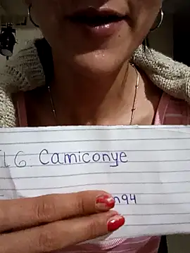 Snapshot of Camilitah chatting on November 3, 2025, 4:25 am Camilitah online show from November 3, 2025, 4:25 am