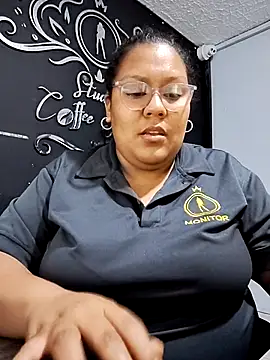 Snapshot of sheila_ro chatting on November 1, 2025, 11:51 pm sheila ro online show from November 1, 2025, 11:51 pm