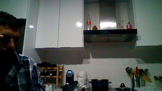 pauunico online show from September 19, 2025, 9:26 pm