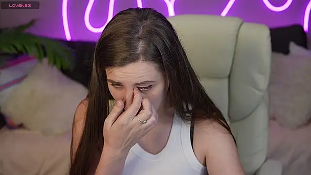 Snapshot of ValeryMurr chatting on October 7, 2025, 6:38 pm ValeryMurr online show from October 7, 2025, 6:38 pm