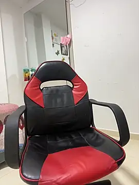 sashaoficial  online show from September 11, 2025, 10:32 pm