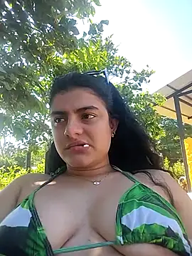 Snapshot of carlafox05 chatting on September 11, 2025, 2:06 pm carlafox05 online show from September 11, 2025, 2:06 pm