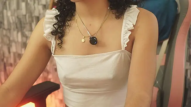 Snapshot of bonniie_98_ chatting on May 15, 2026, 7:10 pm bonniie 98 online show from May 15, 2026, 7:10 pm