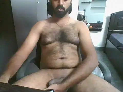 lovelyakash69 online show from December 14, 2025, 4:56 pm