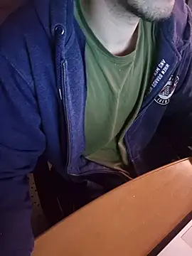 Snapshot of tipetto06 chatting on November 5, 2025, 8:03 am tipetto06 online show from November 5, 2025, 8:03 am