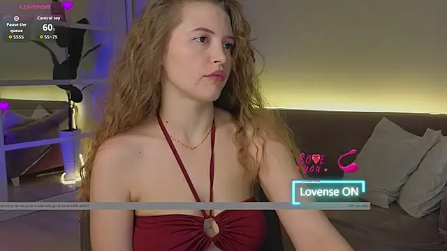 Snapshot of TesssaHart chatting on October 19, 2025, 2:07 pm TesssaHart online show from October 19, 2025, 2:07 pm