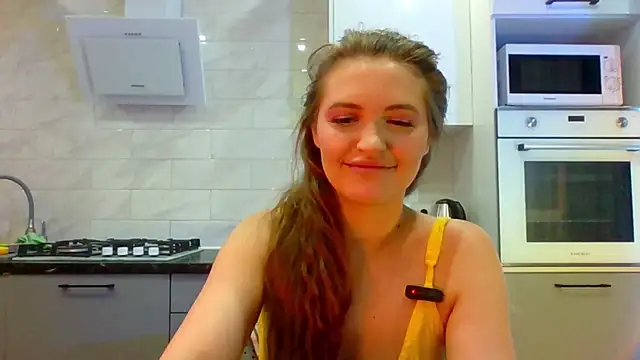 TesssaHart online show from March 25, 2026, 10:05 pm