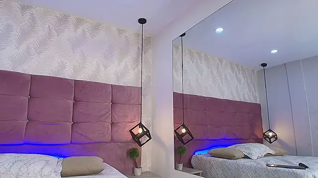 Jenna-Mitchell online show from September 22, 2025, 3:41 am