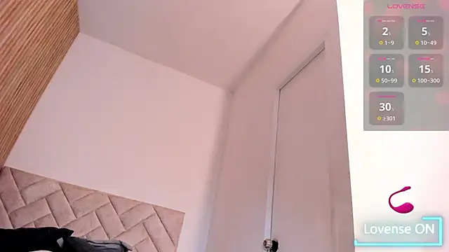 ibraiimm online show from November 18, 2025, 6:56 pm