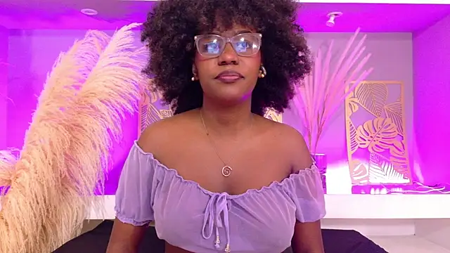 RachelStonne online show from November 24, 2025, 2:06 pm