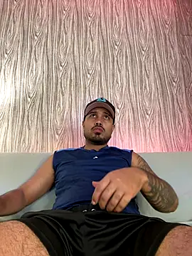 PapiStan online show from December 22, 2025, 8:50 pm