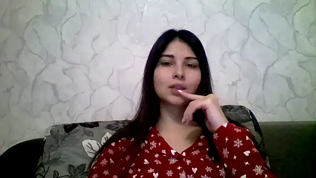 Snapshot of Arina-365 chatting on January 5, 2026, 10:46 pm Arina-365 online show from January 5, 2026, 10:46 pm