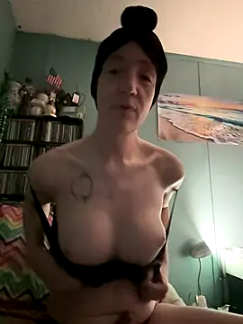 Snapshot of Ts_Mikayla12 chatting on October 13, 2025, 4:56 am Ts Mikayla12 online show from October 13, 2025, 4:56 am