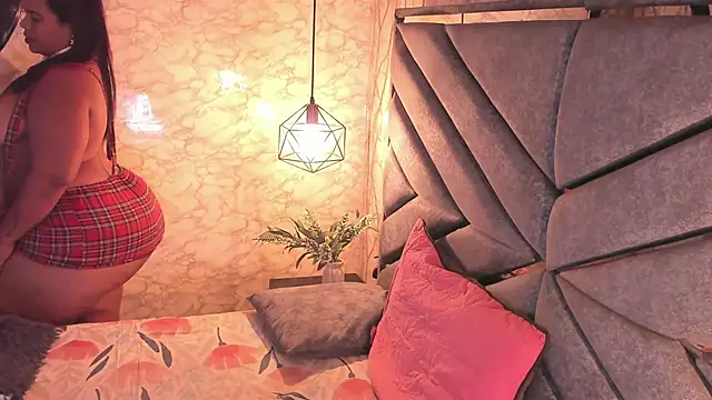 WALESKABBW ASS online show from September 14, 2025, 1:21 pm