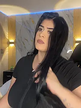 Snapshot of Kariina__69 chatting on February 24, 2026, 12:30 am Kariina 69 online show from February 24, 2026, 12:30 am