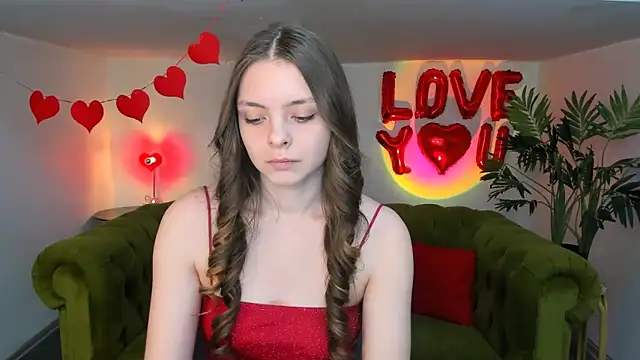 marshmallowee online show from March 21, 2025, 1:23 pm