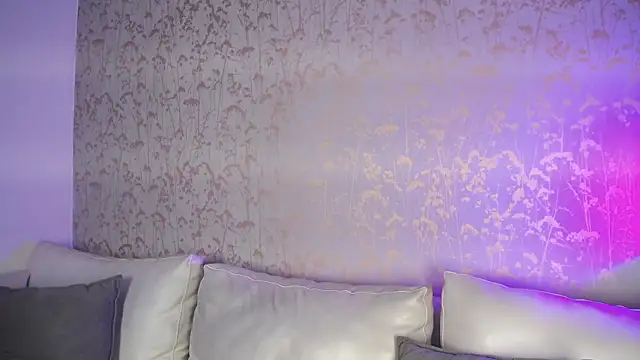 Snapshot of Robbin_Blaze chatting on February 4, 2026, 3:23 am Robbin Blaze online show from February 4, 2026, 3:23 am