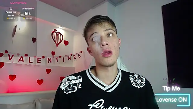 Snapshot of Robbin_Blaze chatting on February 13, 2026, 4:52 am Robbin Blaze online show from February 13, 2026, 4:52 am