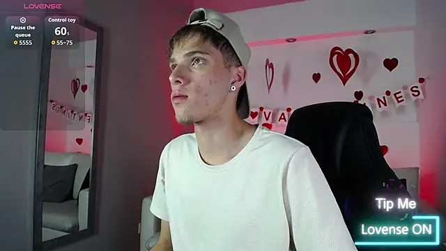 Snapshot of Robbin_Blaze chatting on February 14, 2026, 4:53 am Robbin Blaze online show from February 14, 2026, 4:53 am