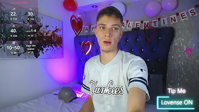 Snapshot of Robbin_Blaze chatting on February 20, 2026, 5:04 am Robbin Blaze online show from February 20, 2026, 5:04 am