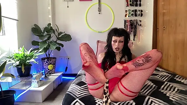 ELENA UMBRA online show from July 15, 2026, 6:02 pm