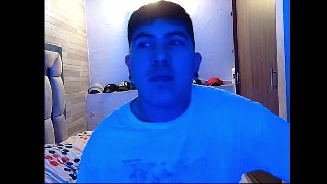 Snapshot of SmithBrigerton chatting on December 4, 2025, 5:06 am SmithBrigerton online show from December 4, 2025, 5:06 am