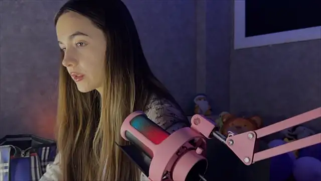 CupSizeGirl online show from February 12, 2026, 12:00 pm