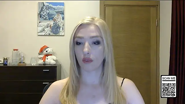 Snapshot of Wild_Silk_Desire chatting on January 10, 2026, 8:27 am Wild Silk Desire online show from January 10, 2026, 8:27 am