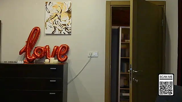 Wild Silk Desire online show from March 14, 2026, 4:45 pm