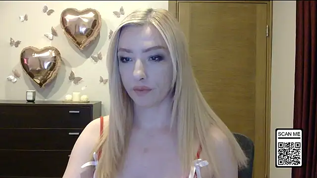 Snapshot of Wild_Silk_Desire chatting on May 30, 2026, 2:47 pm Wild Silk Desire online show from May 30, 2026, 2:47 pm