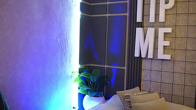 Susan wall online show from October 4, 2025, 12:58 pm