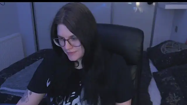 GothSuccubusBabe online show from February 15, 2026, 8:05 pm