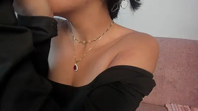 Victoriaa2 Doll online show from November 28, 2025, 12:19 pm