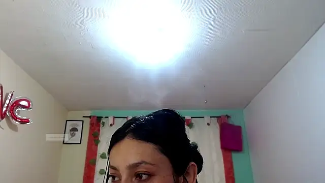 vale miel online show from October 17, 2025, 6:10 pm