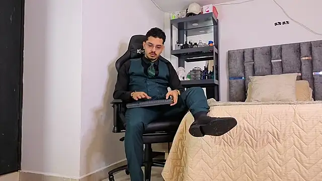 samuelcoopeer online show from March 31, 2026, 7:58 pm