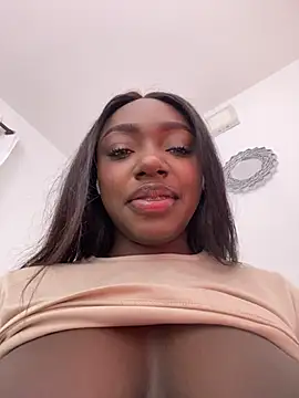 alissradiante1 online show from April 16, 2026, 1:06 am